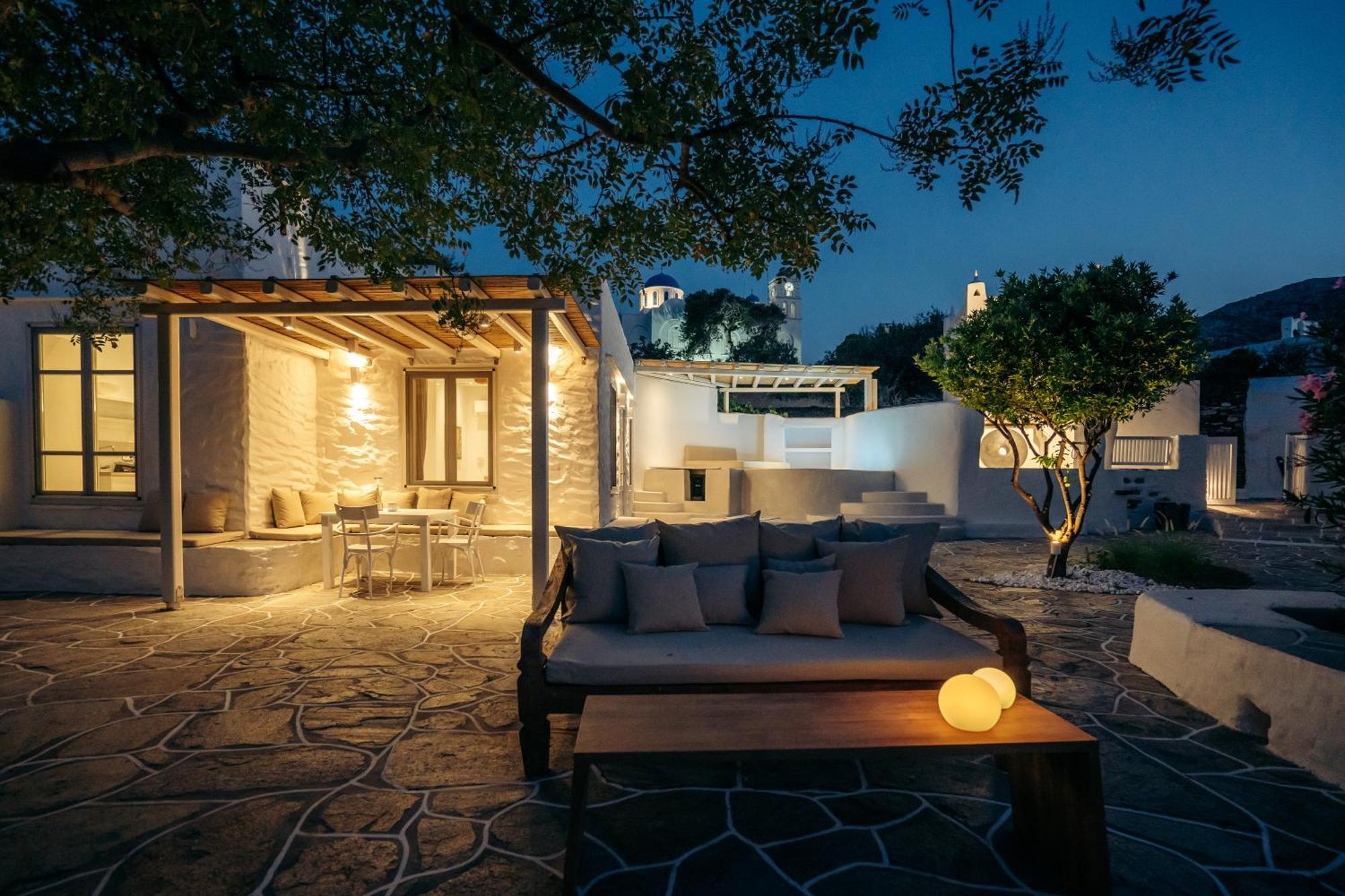 Rabagas Luxury - In The Heart Of Sifnos Apollonia (Sifnos)
