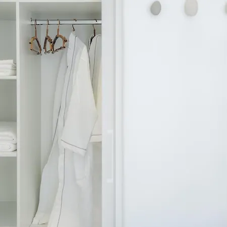 Rabagas Suites Luxury - In The Heart Of Sifnos Apollonia  Room photo